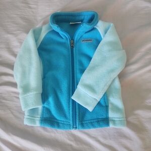 Columbia light blue fleeced zip up sweater size 18-24 months girl warm sweatshir
